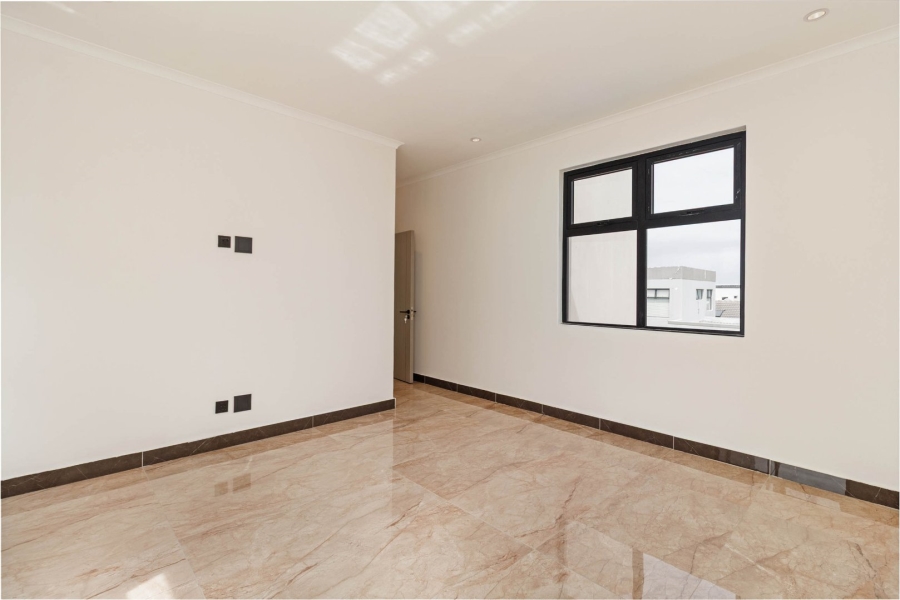 3 Bedroom Property for Sale in Sandown Western Cape